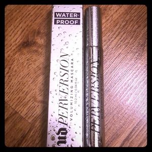 ⭐️Urban Decay Waterproof Perversion Mascara